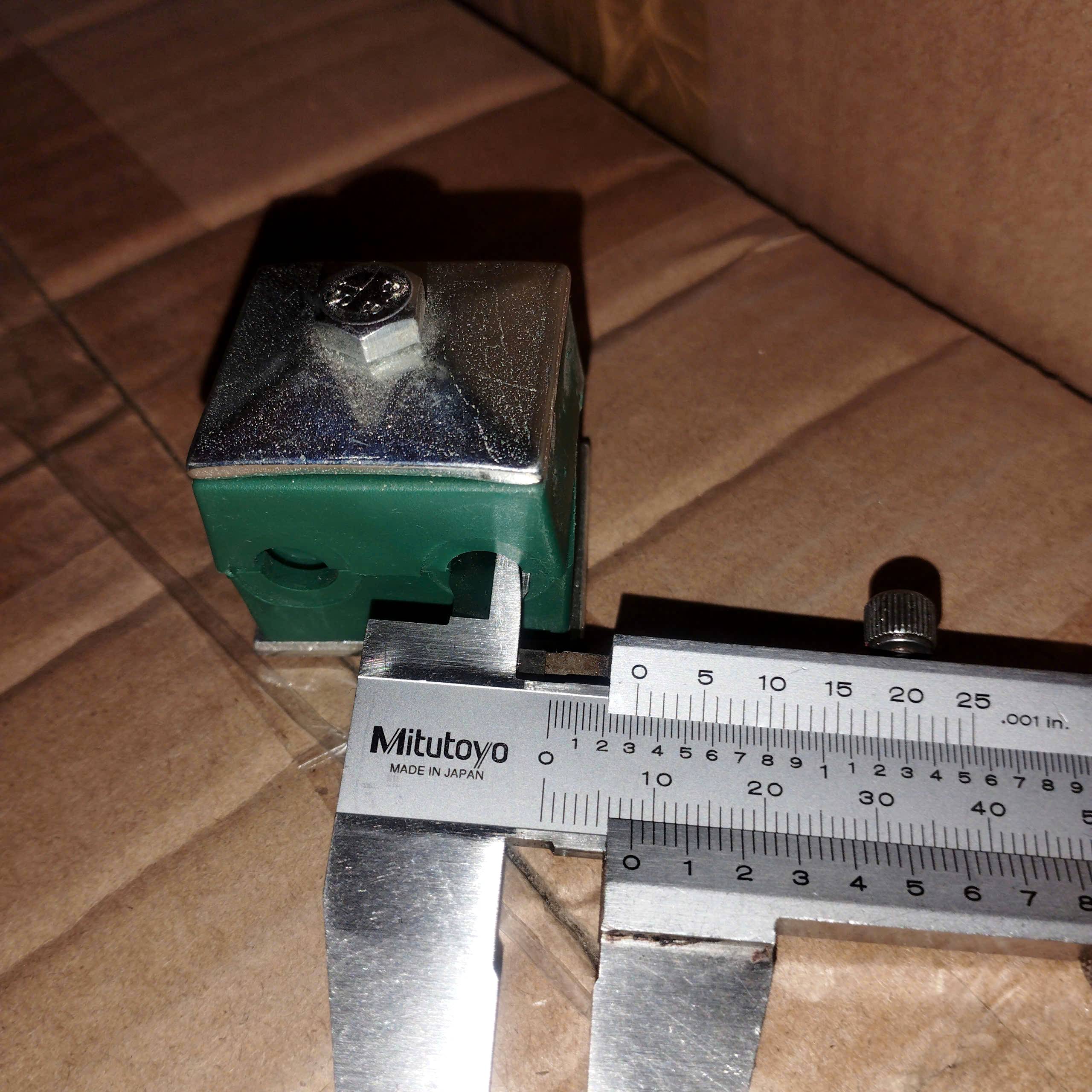 Kẹp ống đôi OD8mm