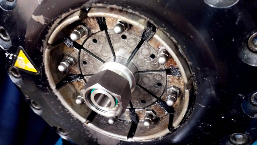 Bấm ống thủy lực