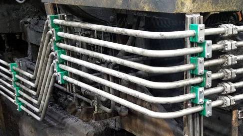 Kẹp ống thủy lực cố định ống thép đúc thủy lực